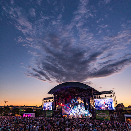 Photo has no caption.